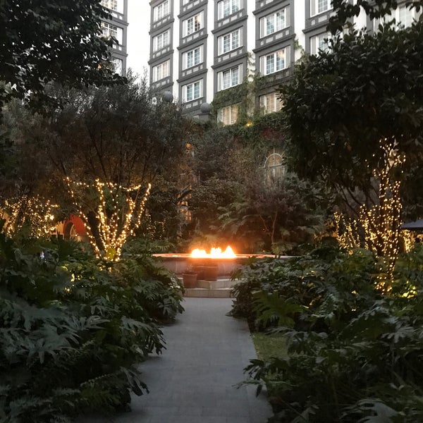 3/9/2023 tarihinde Ivonne A.ziyaretçi tarafından Four Seasons Hotel'de çekilen fotoğraf