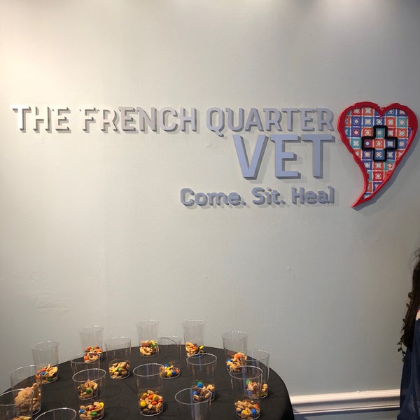 4/29/2018 tarihinde Nicole L.ziyaretçi tarafından French Quarter Vet'de çekilen fotoğraf