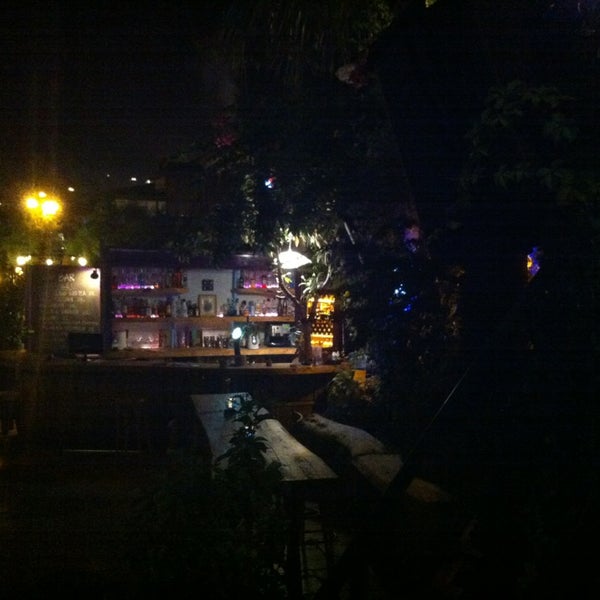 Фиолетовое заведение. Мор бар. Мор бар. Мор бар. Мор бар.