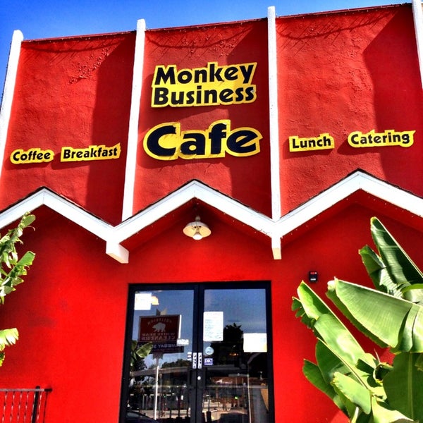 Das Foto wurde bei Monkey Business Cafe von steve t. am 5/20/2013 aufgenommen