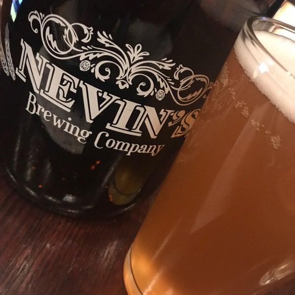 Photo taken at Nevin&#39;s Brewing Company by Erin Z. on 9/11/2017