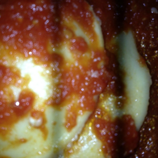 Photo taken at Bellini Italian Restaurant &amp; Brick Oven Pizza by Darren C. on 5/25/2013