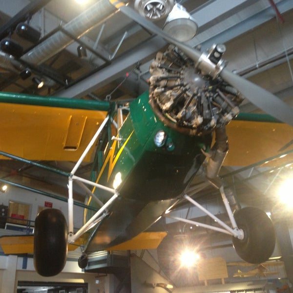 4/4/2013にBrad P.がAlaska Aviation Museumで撮った写真