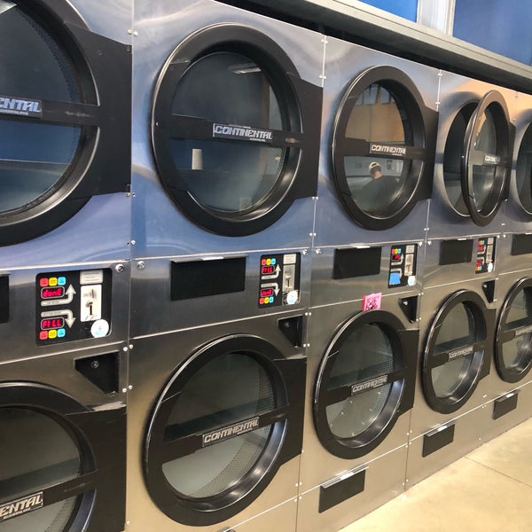 Tsunami Laundromat Baristo Palm Springs, CA