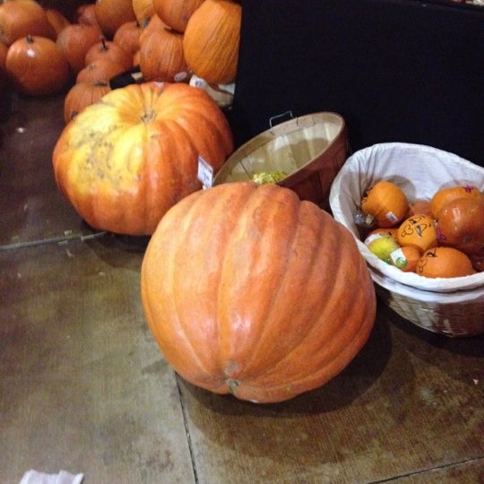 Fry's Marketplace Grocery Store