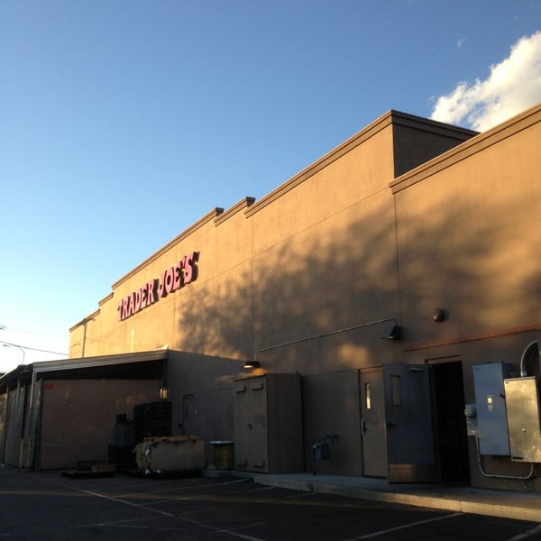 Trader Joe S Campus Farm 4209 N Campbell Ave