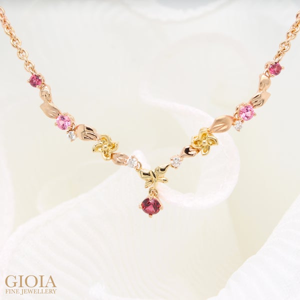 Botanical Spinel Necklace and Bracelet Wedding jewellery in rose gold and yellow gold to highlight the intricate design.