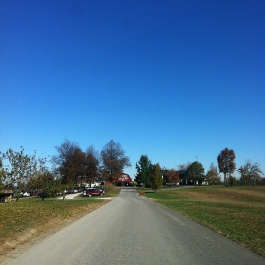 10/31/2012 tarihinde Apryl D.ziyaretçi tarafından Jackson&#39;s Orchard &amp; Nursery'de çekilen fotoğraf