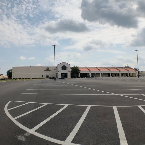 Maxwell AFB Commissary - 3 tips