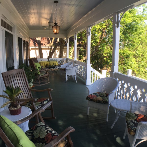 Photos At Red Bluff Cottage Bed Breakfast Montgomery Al