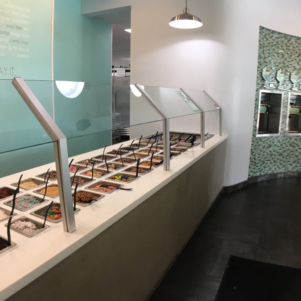 Yogurtini Ice Cream Parlor in Kansas City