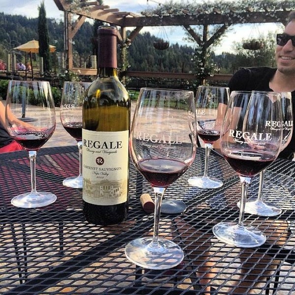 3/15/2014 tarihinde Kevin D.ziyaretçi tarafından Regale Winery &amp; Vineyards'de çekilen fotoğraf