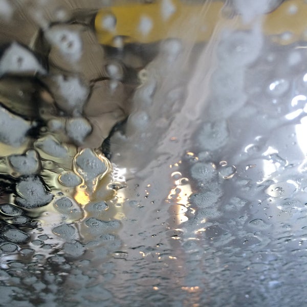 1/7/2015에 Barbara M.님이 Rising Tide Car Wash에서 찍은 사진
