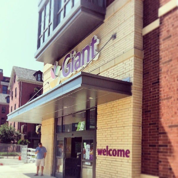 Giant Food - Grocery Store in Washington