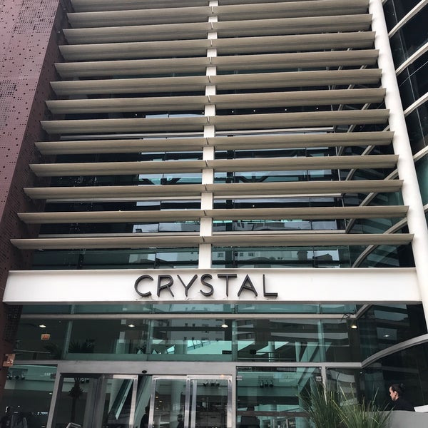 Photo taken at Shopping Crystal by Reges R. on 3/22/2019