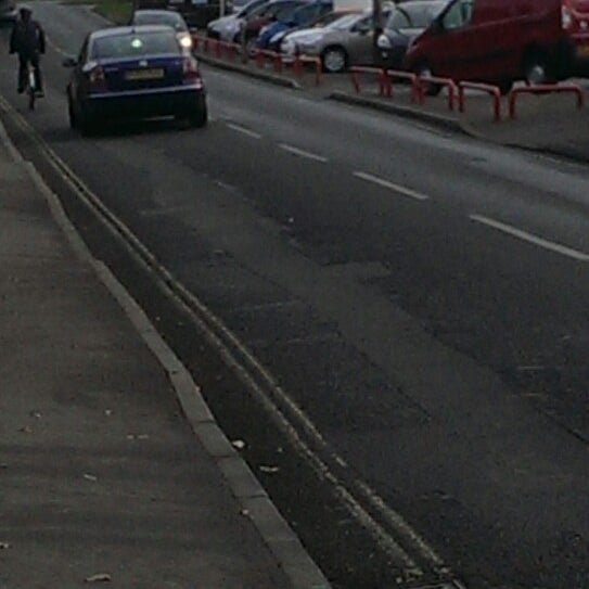 West Heath Garage Car Dealership in Farnborough