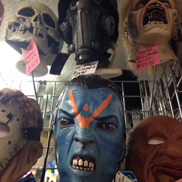 10/26/2014 tarihinde Dave S.ziyaretçi tarafından Easley&#39;s Fun Shop'de çekilen fotoğraf