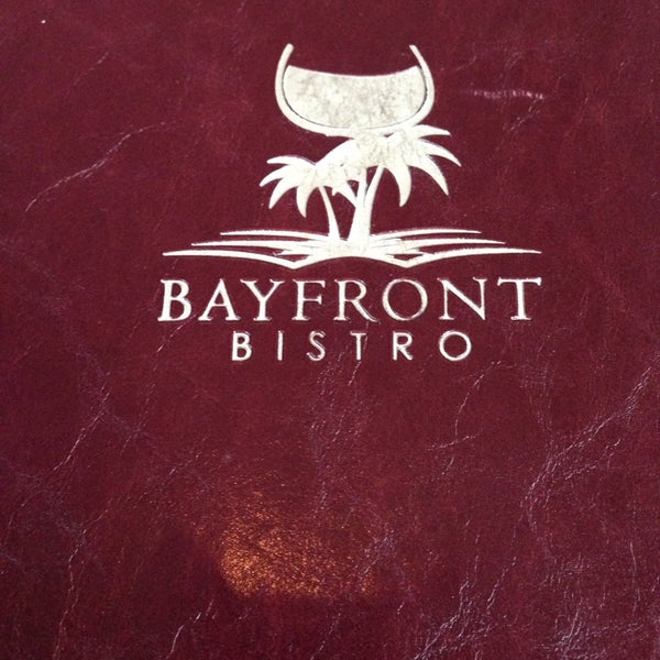 รูปภาพถ่ายที่ Bayfront Bistro โดย Wanderlust 🎵✈️✈️✈️ เมื่อ 5/8/2014