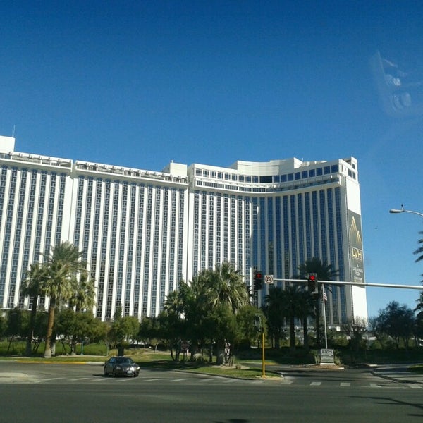 Photo taken at LVH - Las Vegas Hotel &amp; Casino by Tom K. on 2/14/2013