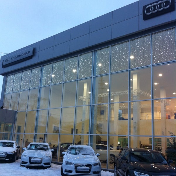 Foto scattata a АЦ Ульяновск. Официальный дилер Audi da Dmitry G. il 12/19/2014