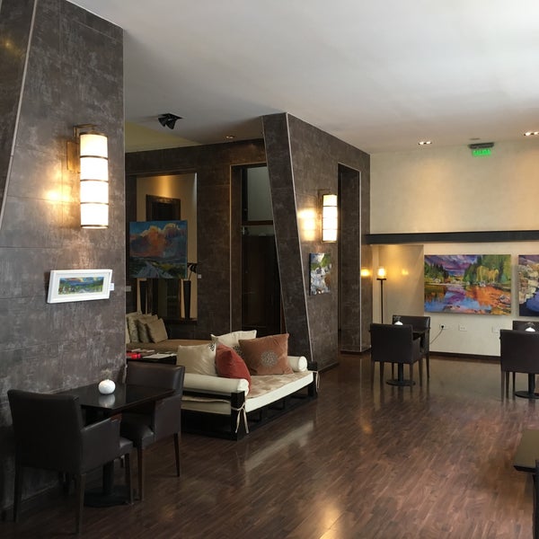 10/26/2017 tarihinde Cameron F.ziyaretçi tarafından Azur Real Hotel Boutique Córdoba'de çekilen fotoğraf