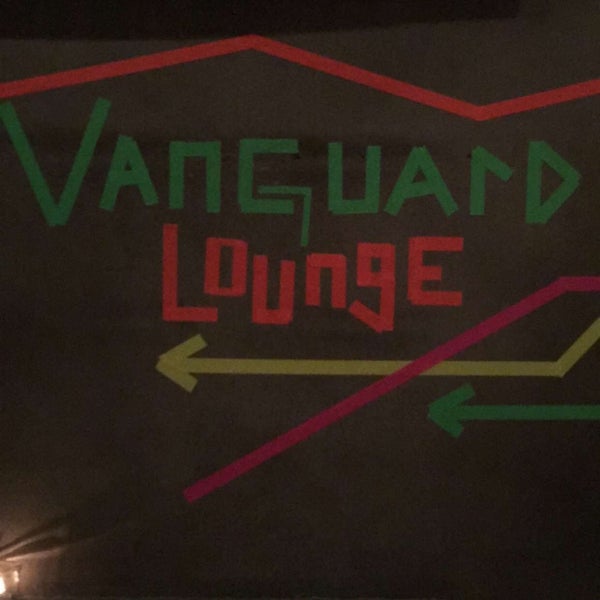 3/20/2016にJermel M.がVanguard Loungeで撮った写真