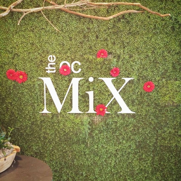 Foto tirada no(a) The OC Mix por Chris T. em 8/29/2015