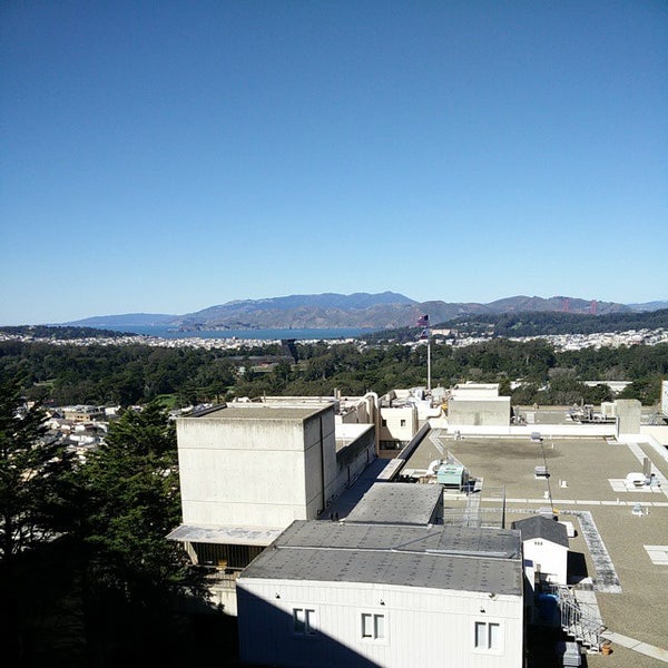Photo taken at University of California, San Francisco (UCSF) by Siyi on 2/22/2015