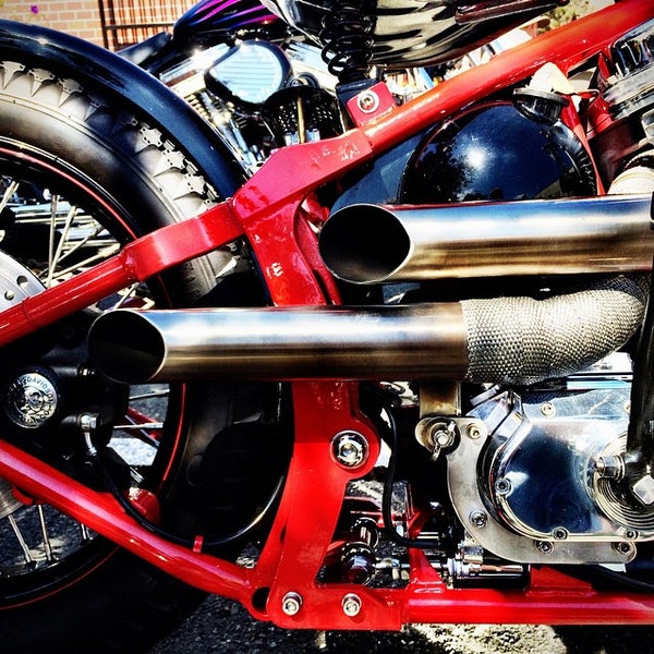 9/13/2014 tarihinde Pete P.ziyaretçi tarafından Dudley Perkins Co. Harley-Davidson'de çekilen fotoğraf