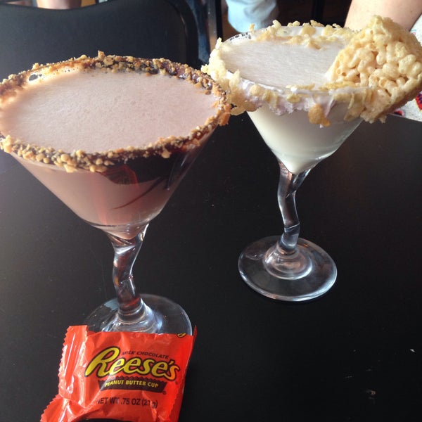 We had the Reese's and Rice Krispie martinis. Delish!