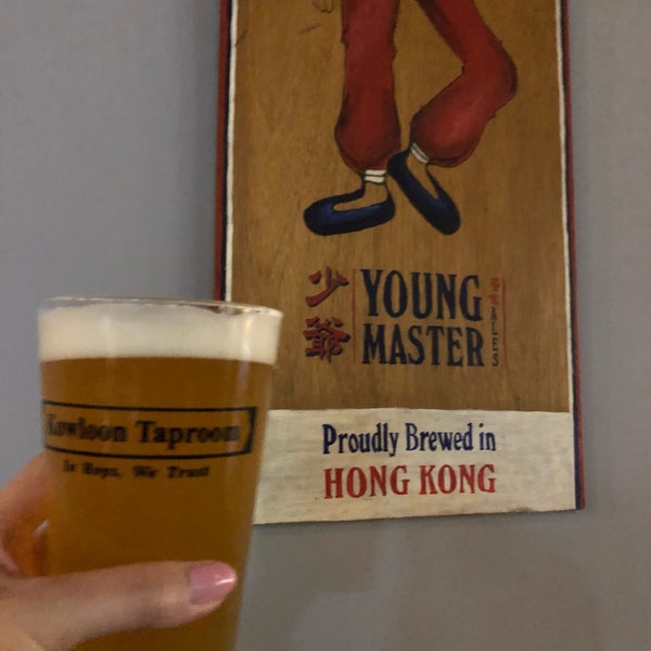 Photo taken at Kowloon Taproom by kaoling on 6/13/2019