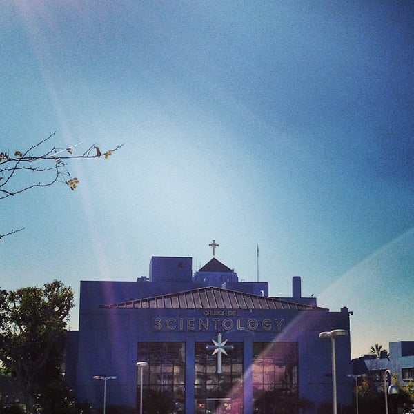 1/30/2013 tarihinde Ryan W.ziyaretçi tarafından Church Of Scientology Los Angeles'de çekilen fotoğraf
