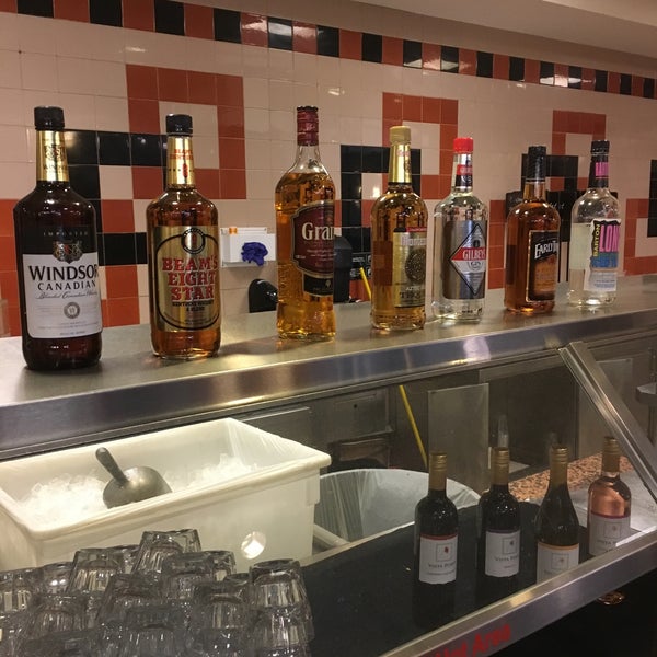 Embassy Suites free Happy Hour Anaheim, CA