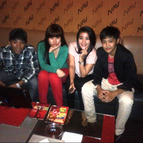 Nav Karaoke Keluarga Karaoke Bar In Depok
