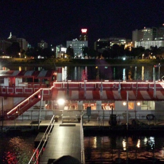 Foto tirada no(a) Pride of the Susquehanna Riverboat por Fresh Roasted H. em 9/8/2013