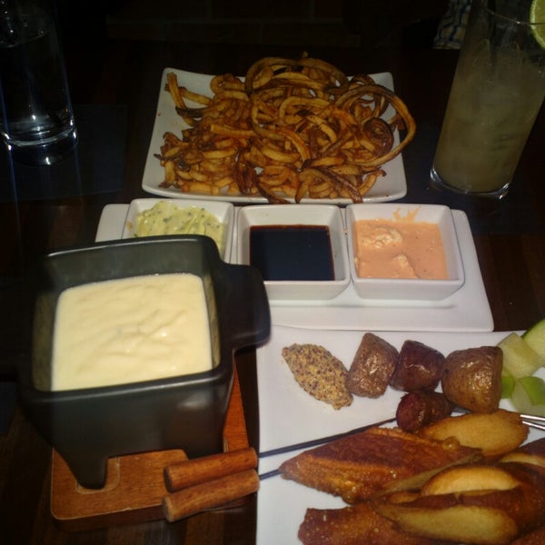 Cheese fondue, chocolate fondue, house fries