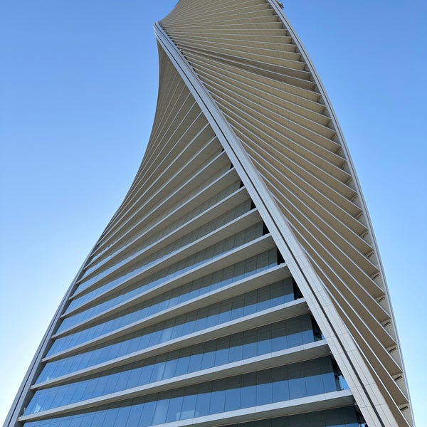 รูปภาพถ่ายที่ Majdoul Tower โดย OMAR เมื่อ 1/11/2024