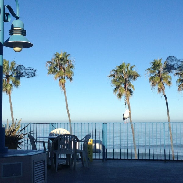 รูปภาพถ่ายที่ La Jolla Cove Suites โดย Alexey G. เมื่อ 1/13/2014