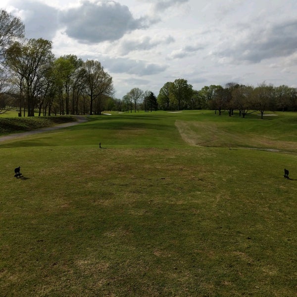 Снимок сделан в Hermitage Golf Course пользователем Danielle F. 4/13/2022