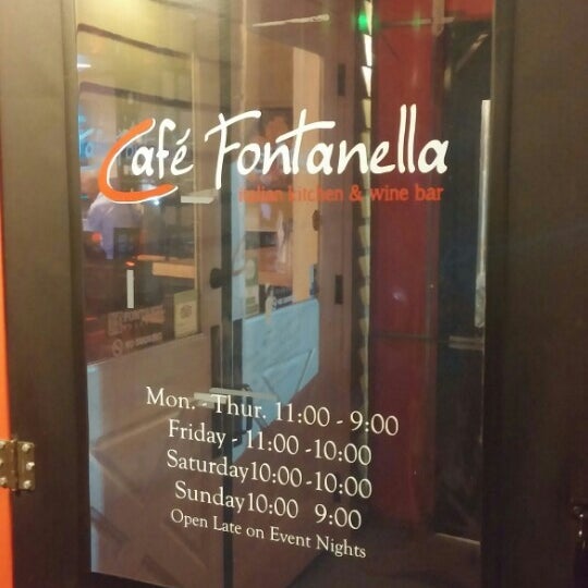 4/27/2016にDanielle F.がCafe Fontanellaで撮った写真