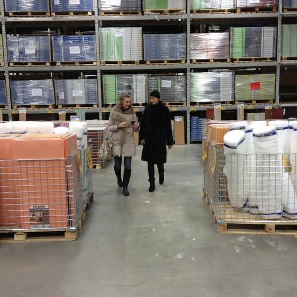 Снимок сделан в Castorama пользователем Vera P. 1/25/2013