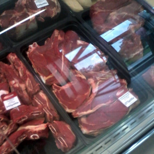 Великолукский мясокомбинат внутри. Великолукский мясокомбинат магазины. Медицинский магазин возле магазина великолукский карта. Великолукский мясокомбинат продукция. Ассортимент магазинов великолукский мясокомбинат.