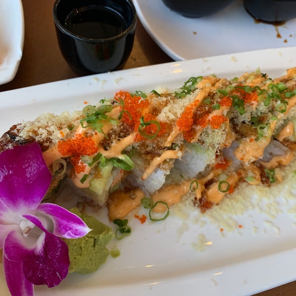 Foto diambil di Mizu Sushi Bar &amp; Grill oleh A_R_Me pada 7/22/2021
