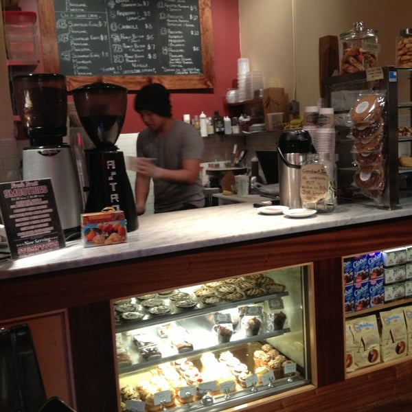 4/7/2013에 Stina T.님이 Cusp Crepe and Espresso Bar에서 찍은 사진