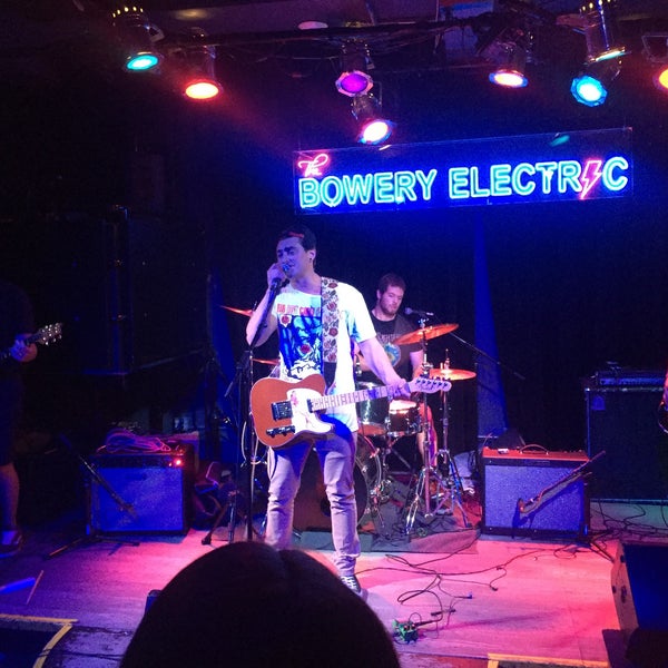 Photo taken at The Bowery Electric by Becky F. on 8/25/2016