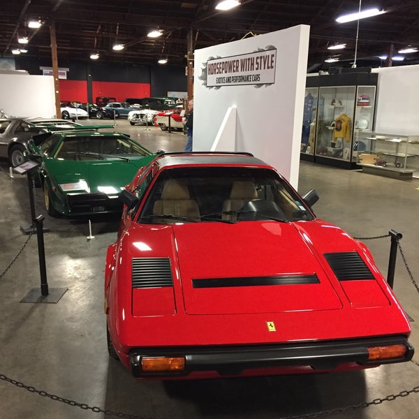 Foto tirada no(a) California Auto Museum por Brian C. em 2/19/2018