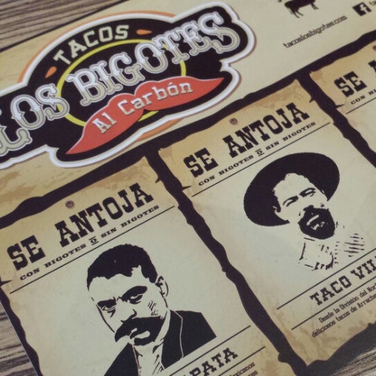 Снимок сделан в Tacos Los Bigotes пользователем Roman M. 8/29/2014
