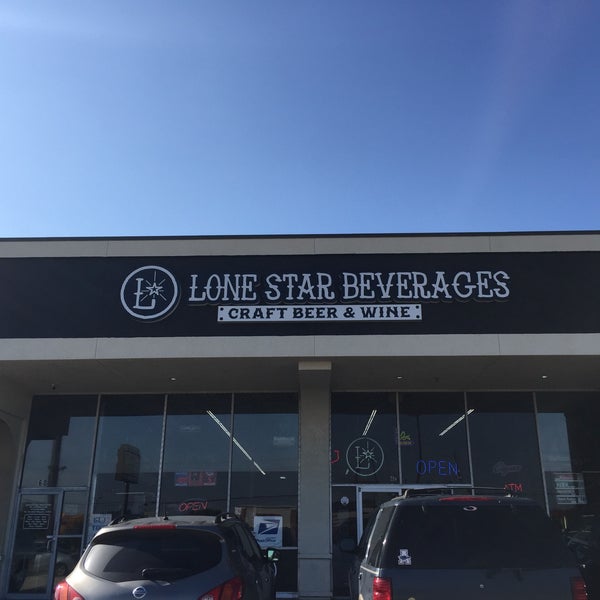 Foto tirada no(a) Lone Star Beverages por Don N. em 12/13/2016