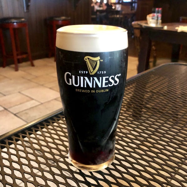 Foto tomada en Trinity Hall Irish Pub and Restaurant  por Don N. el 7/1/2019