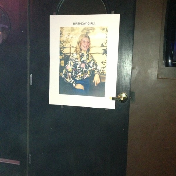 Foto diambil di The Common Interest Karaoke Bar &amp; Grill oleh Jeni P. pada 1/13/2013